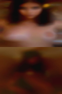 22 Female hot girls looking for BBW guy here.